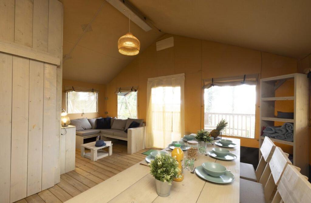 Camping Ushuaia Villages Au Bois Joli Andryes Εξωτερικό φωτογραφία