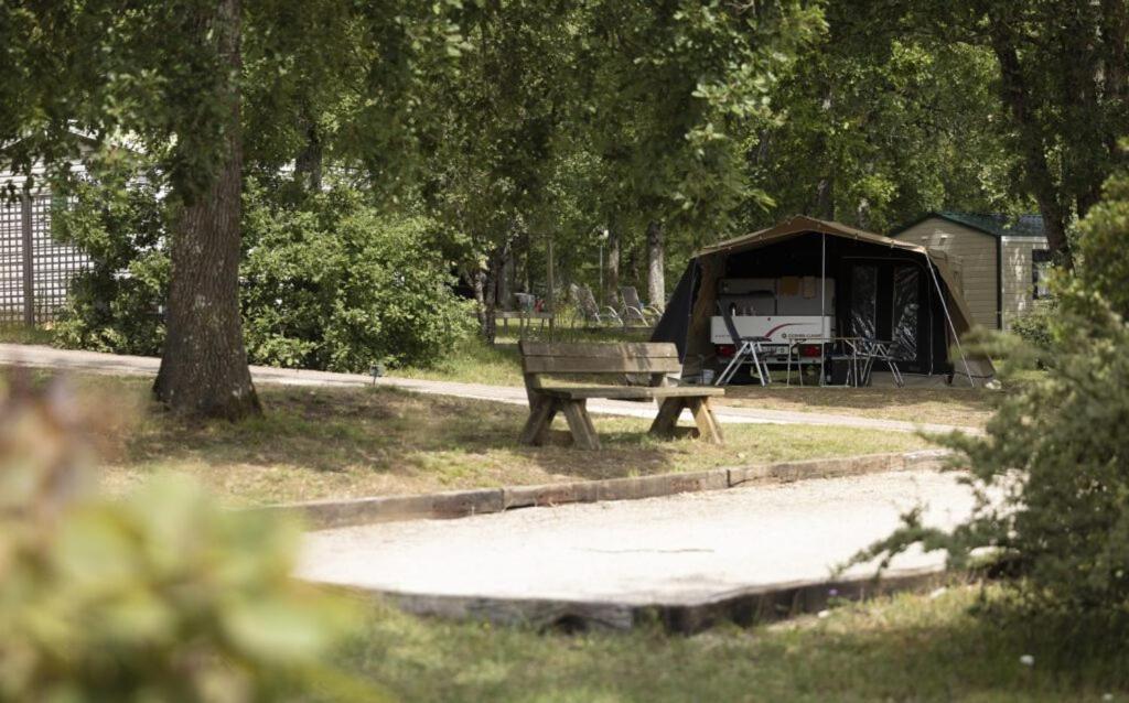 Camping Ushuaia Villages Au Bois Joli Andryes Εξωτερικό φωτογραφία