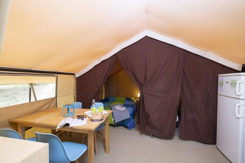 Camping Ushuaia Villages Au Bois Joli Andryes Εξωτερικό φωτογραφία